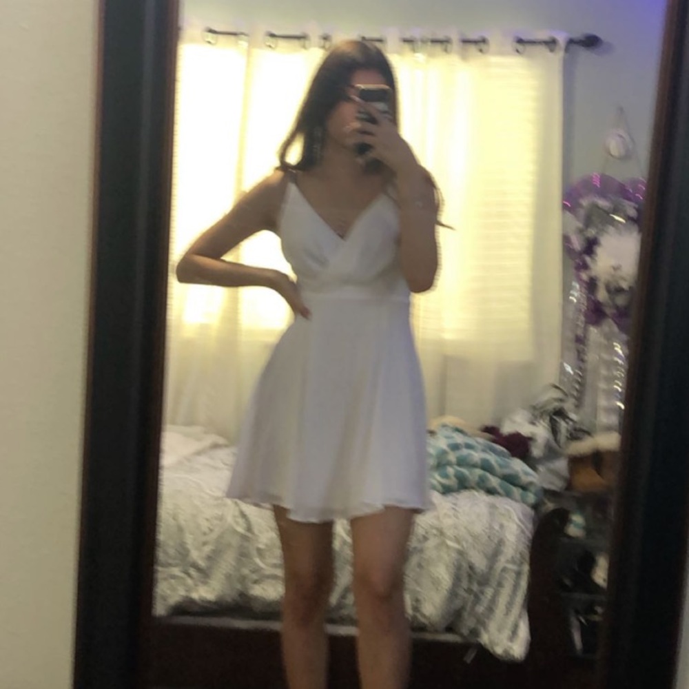 White express casual flowy dress